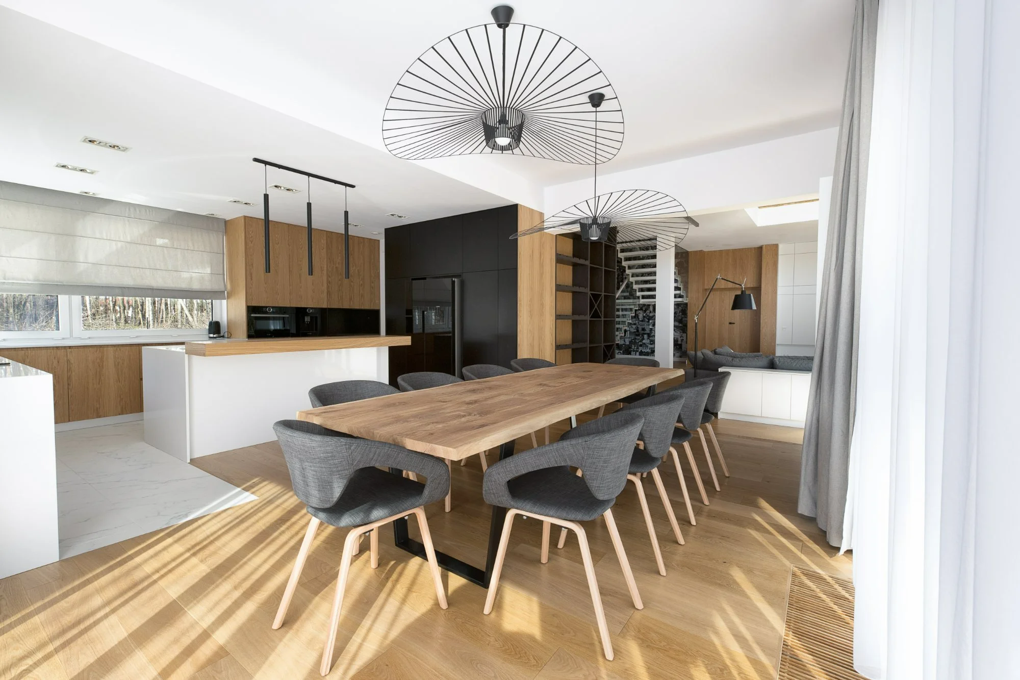 Project — dining room in oak